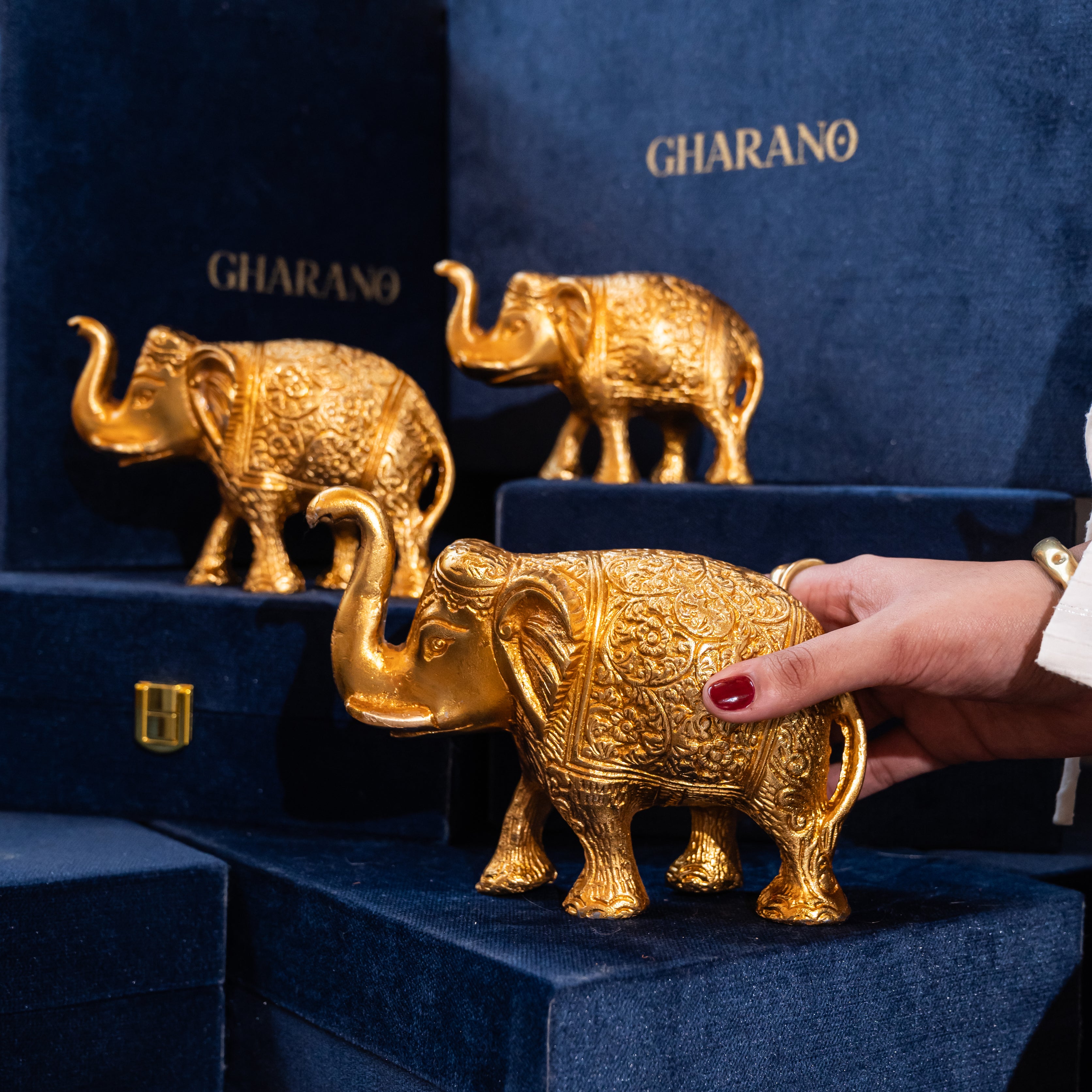 Gold-plated elephant set of 3