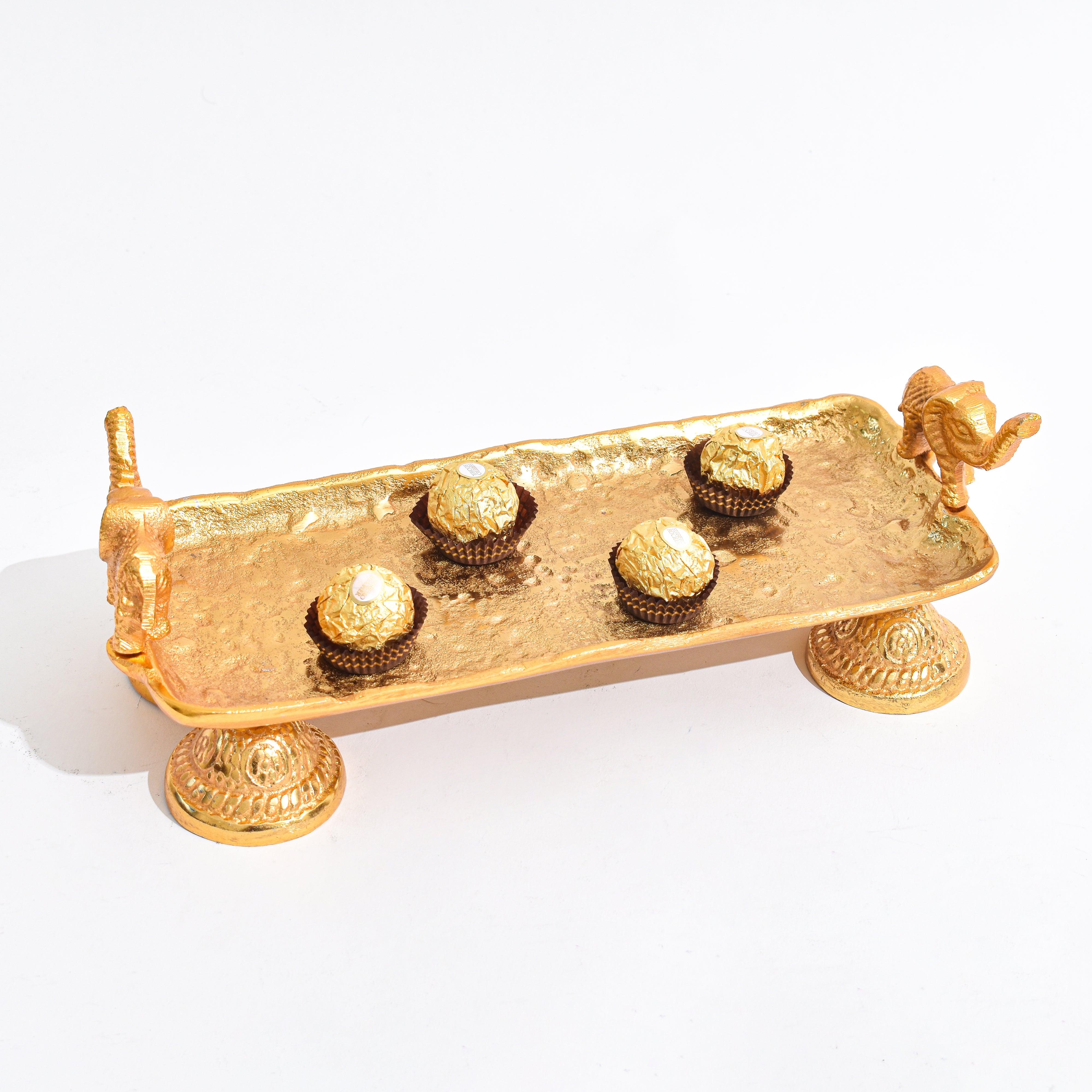 Gold Trunk of Tradition, Hazelnut & Pages