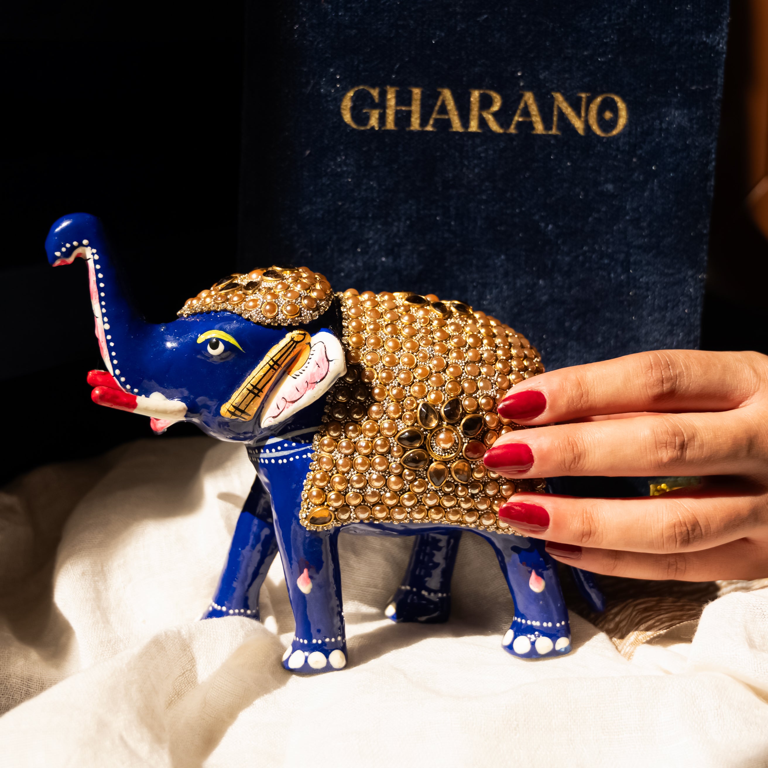 Meenakari golden pearl elephant family of 3