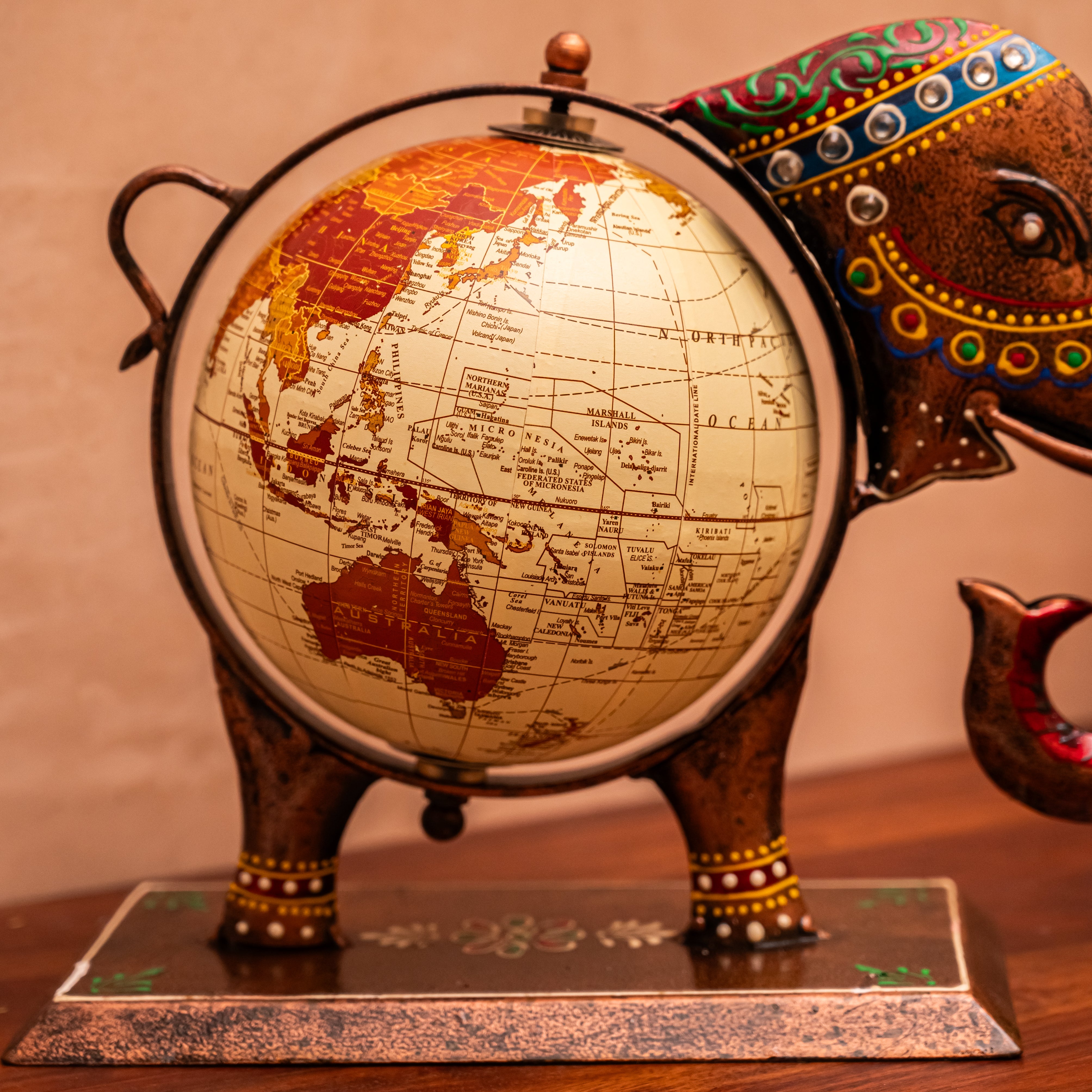 Elephant Globe