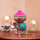 Elephant bowl with Tangerine Quartz and Lapis Lazuli Details