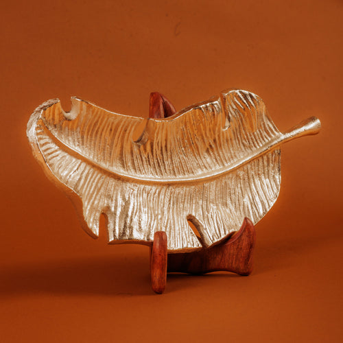 Leaf Shaped Platter | Decorative Serving & Display Tray