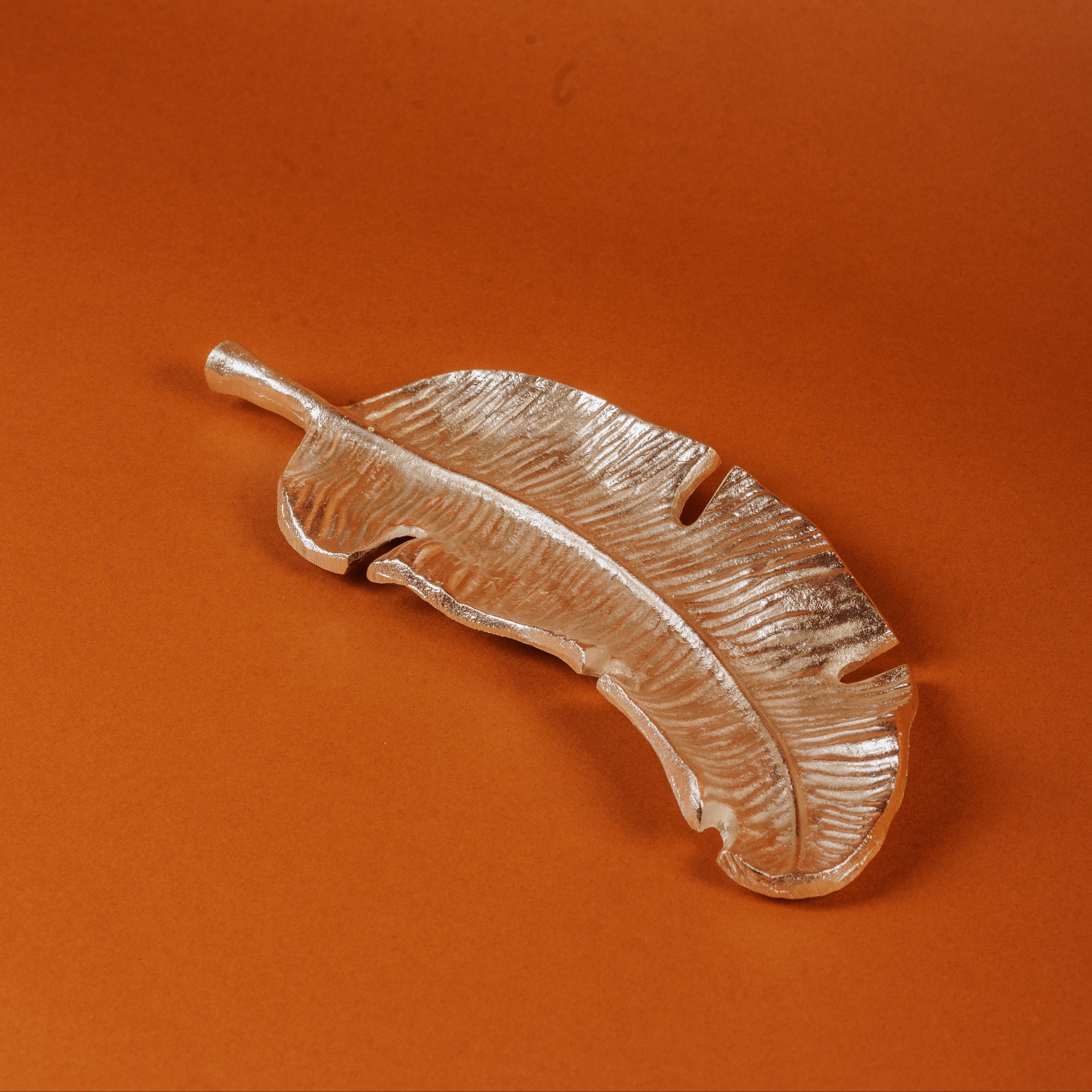 Leaf Shaped Platter | Decorative Serving & Display Tray