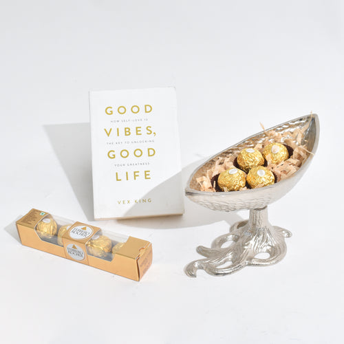 Silver Boat Design Platter – For Serving Snacks with Style