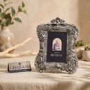 (Rose) Framed Love, Treat & Timelines