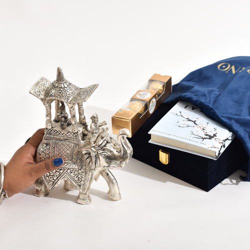 Silver Regal Metal, Hazelnut & Chapters