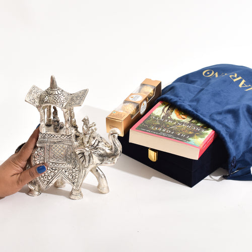 Silver Regal Metal, Hazelnut & Chapters