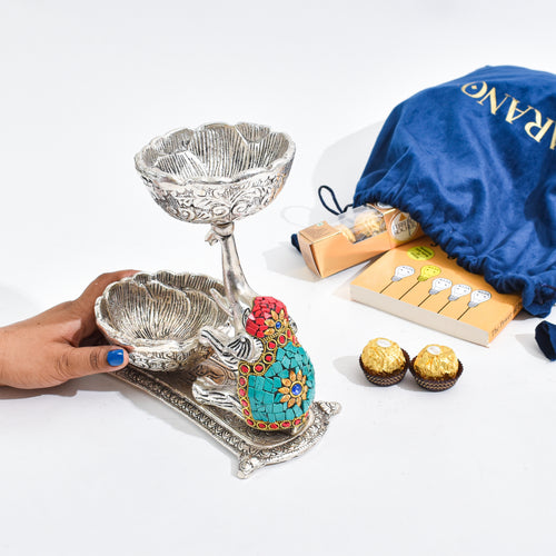 Elephant platter with 2 bowls - Stone studded
