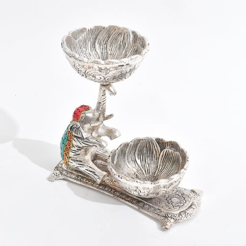 Elephant platter with 2 bowls - Stone studded