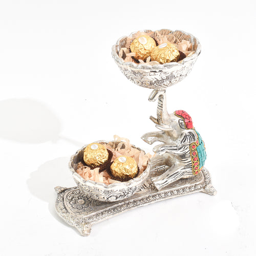Elephant platter with 2 bowls - Stone studded
