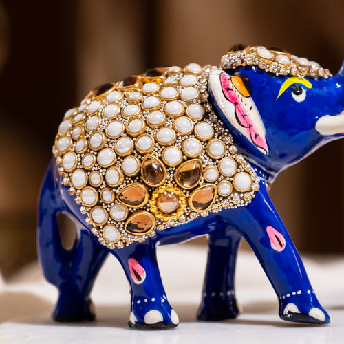 White Pearl Elephant pair with Minakari Artwork