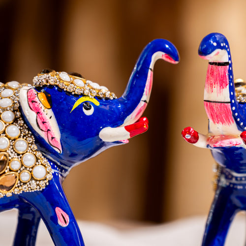 White Pearl Elephant pair with Minakari Artwork