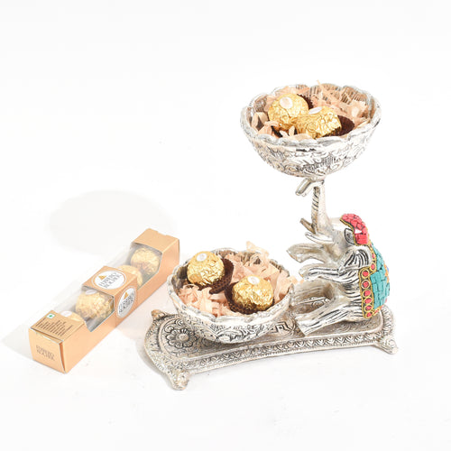 Elephant platter with 2 bowls - Stone studded