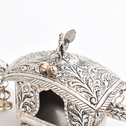 Palki Grandeur, Hazelnut & History