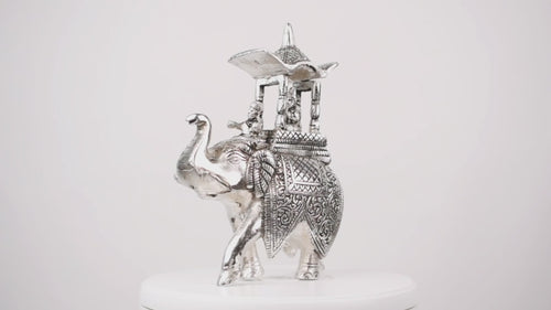 Silver Regal Metal, Hazelnut & Chapters