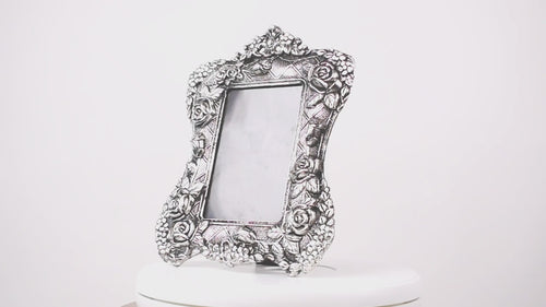 (Rose) Framed Love, Treat & Timelines