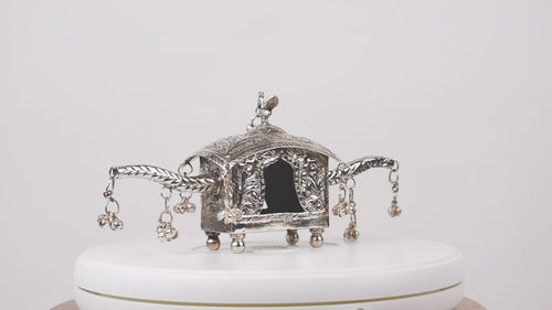 Palki Grandeur, Hazelnut & History